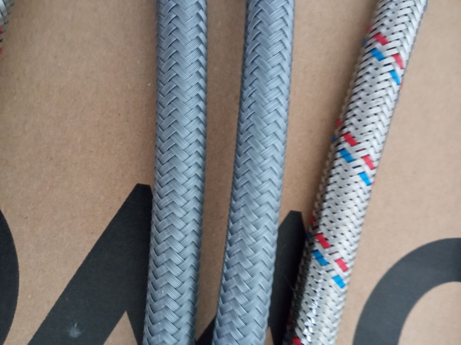 Bichas flexíveis de qualidade Tucai