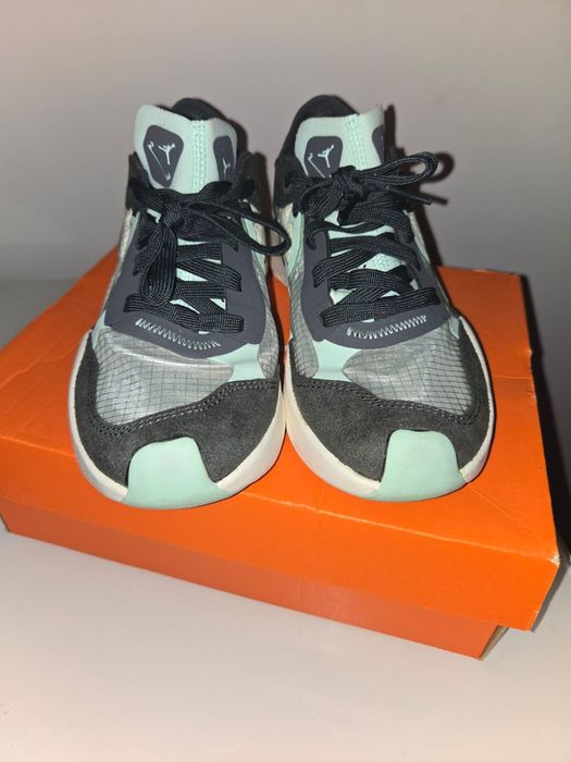 Sapatilhas Nike Jordan como novas