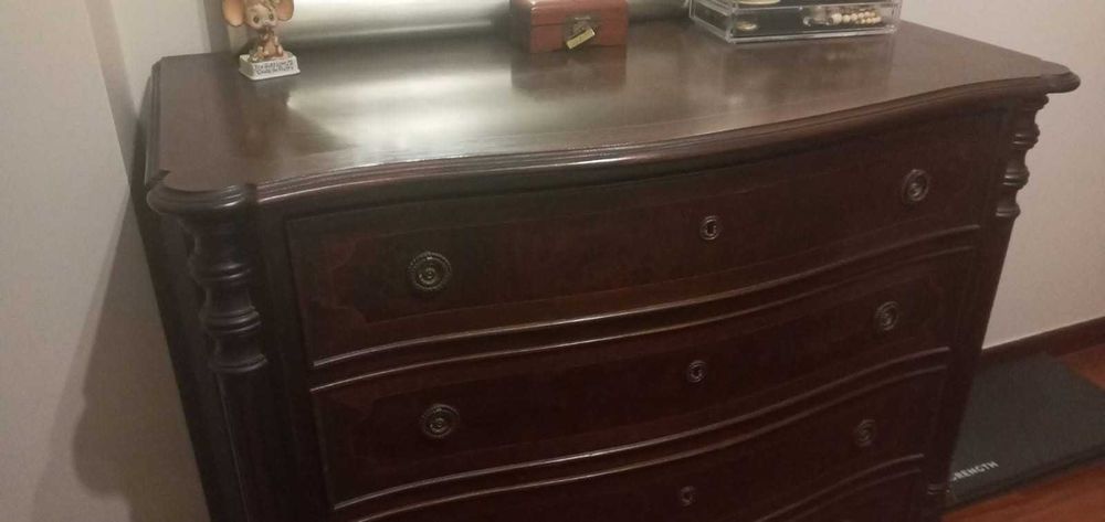 Cama de casal/quarto completo raiz de nogueira