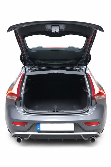 Volvo V40 1.6D R-Design — photo 3
