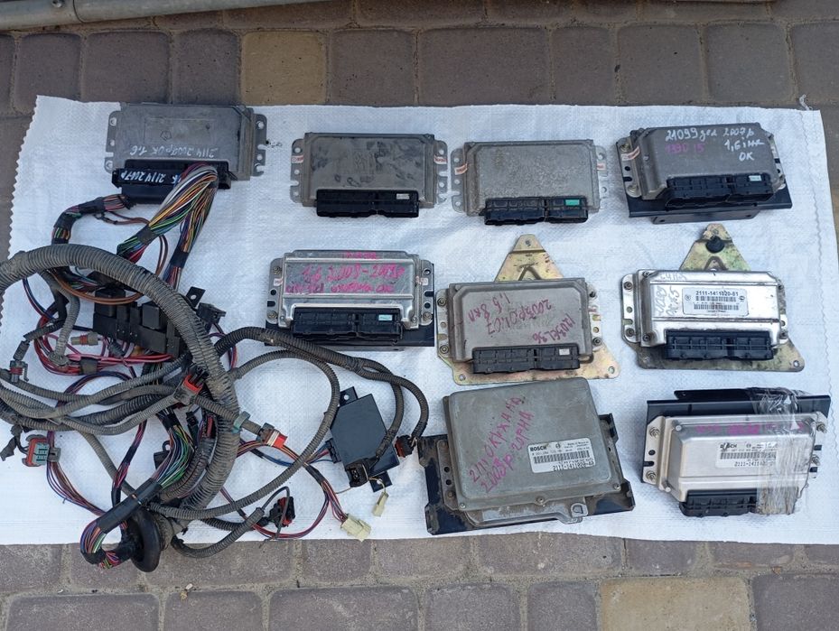 Мозги комп'ютер январь5.1/ 7.2 bosch проводка