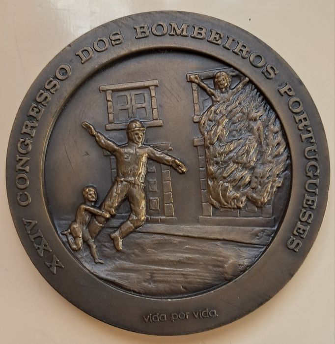 Medalhas de Bombeiros, 4 diferentes, Vila Meã,Régua,Melo,Fafe.
