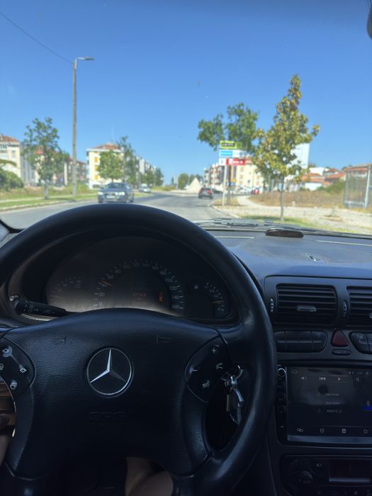 Mercedes C220 CDI Avantgarde Auto — Excelente Estado