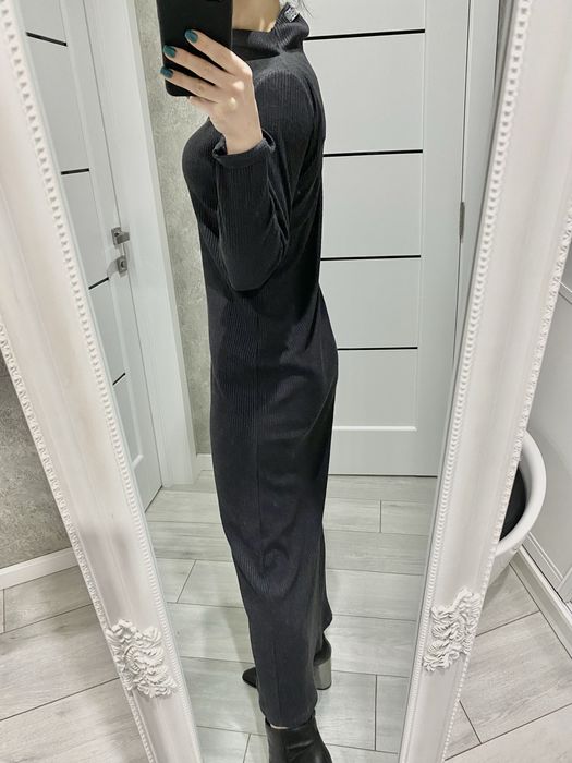 Сіра сукня в рубчик xs-s