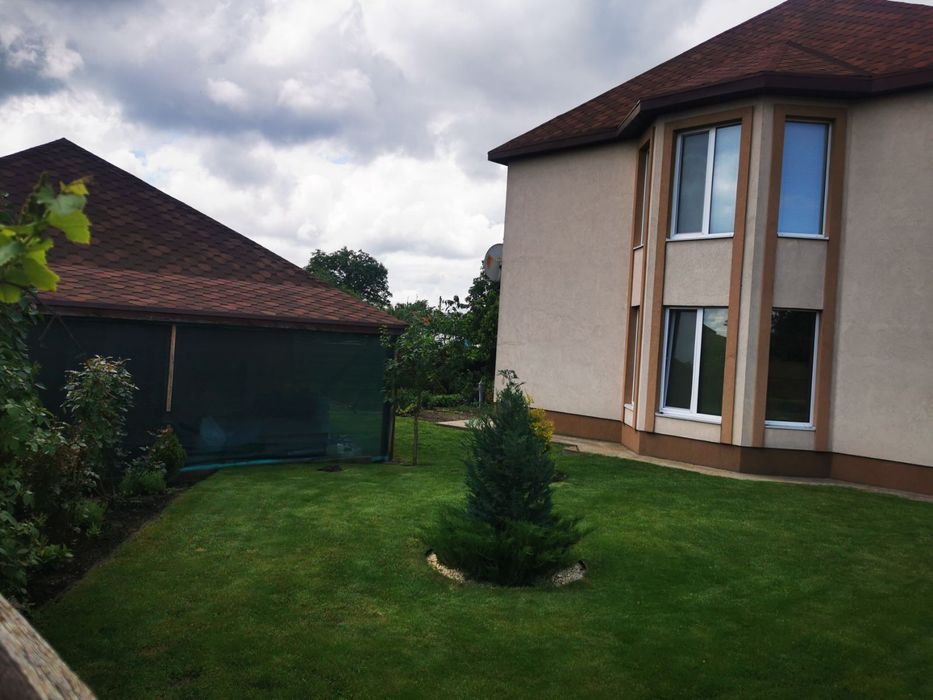 Будинок з ремонтом для сім'ї