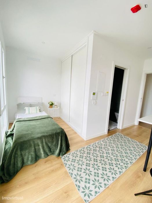 Estúdio - localizado em Caparica Lisbon