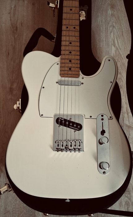 Fender Player Telecaster + Noiseless pikups