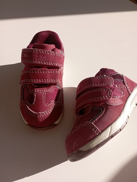 Кросівки для дівчинки