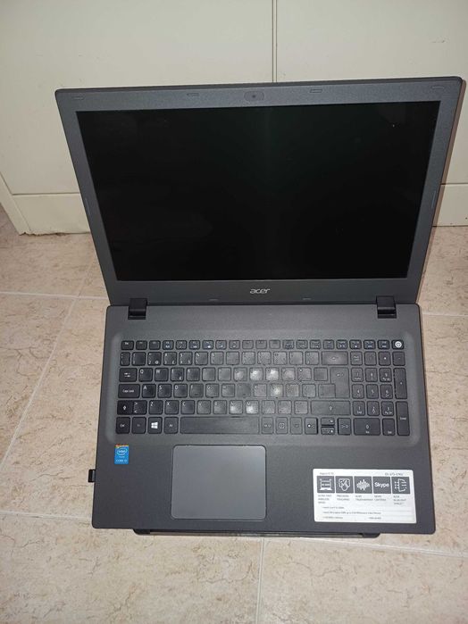 Acer Aspire E5-573: i5 2.70 GHz, RAM 16 GB, SSD 250 GB, HDD 640 GB64283861266049121