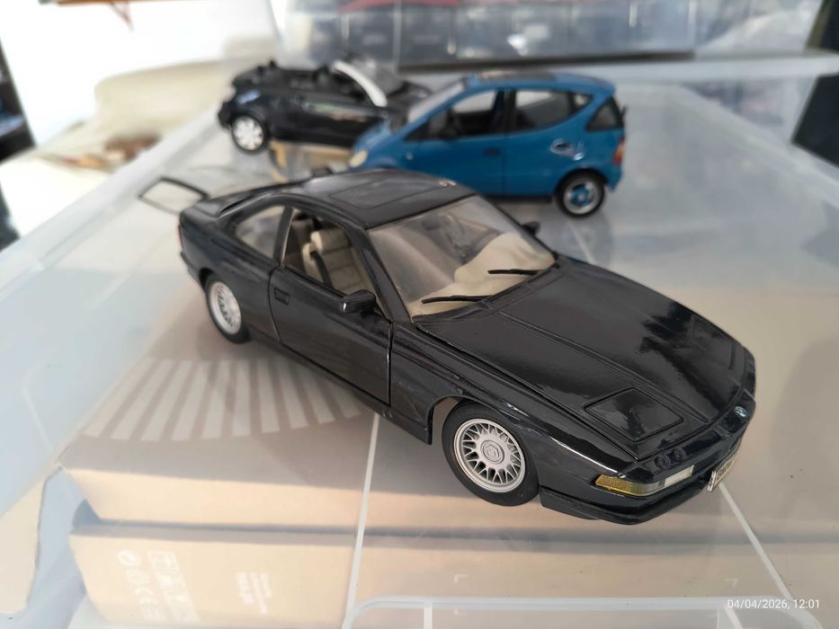 Maisto 1990 BMW 850i escala 1:18