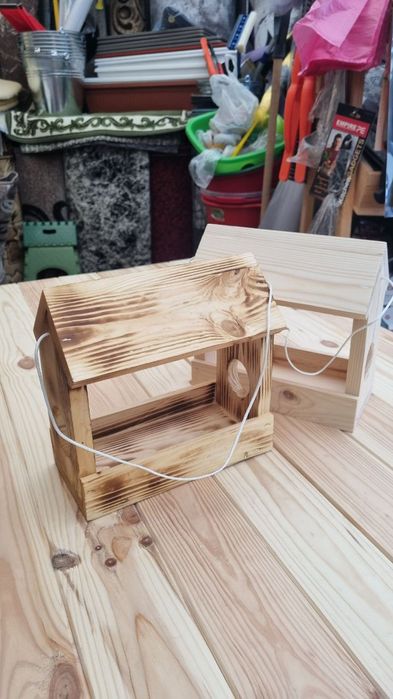 Годівничка для птахів