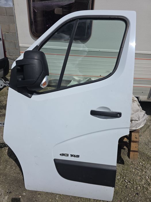 Porta frente esquerda Renault master 2017