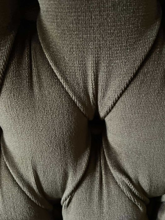 Stylowa sofa w stylu Ludwika XVI, ciemna zieleń