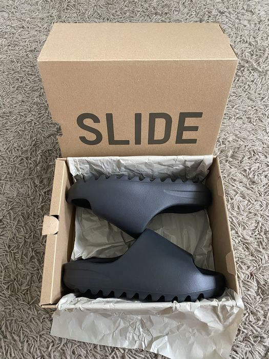 Adidias Yeezy Slide Onyx