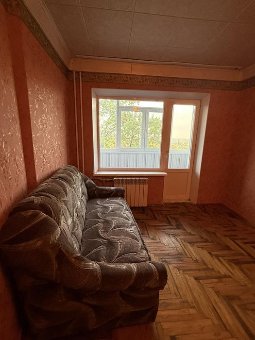 Сдам 3 комнатную квартиру улица Светлая ,4 этаж
