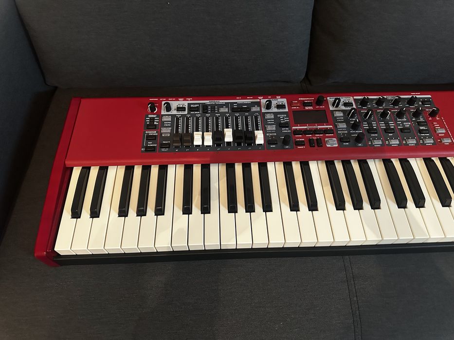 Nord electro 6D 61