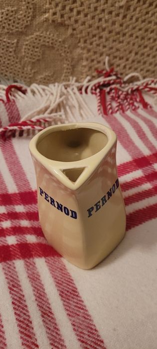 Dzbanek na wodę PERNOD