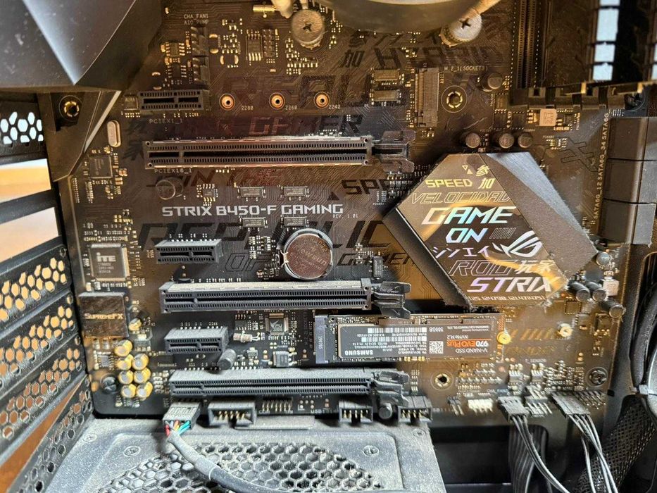 PC WINDOWS c/ Caixa CORSAIR (peças)