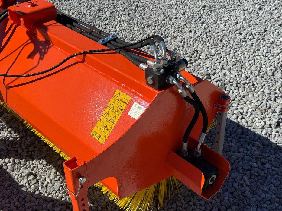 Odmiatarka zamiatarka skręt hydrauliczny SONAROL 2,4m Od Ręki !!