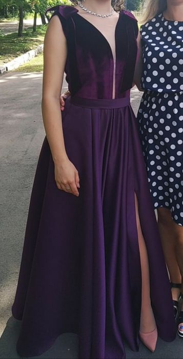 Сукня на випускний