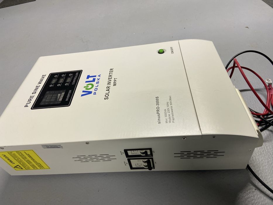 Гібридний сонячний інвертор б/в Volt Polska sinus PRO-3000s