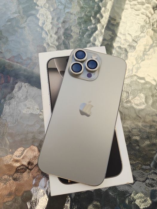iPhone 16 pro max (natural titanium) Neverlock
