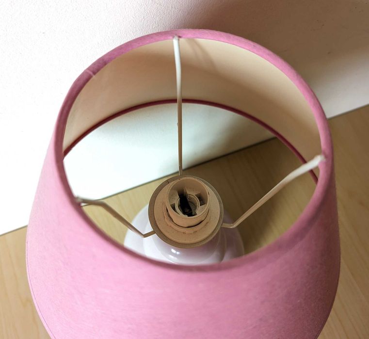 Candeeiro Rosa de Mesa de Cabeceira