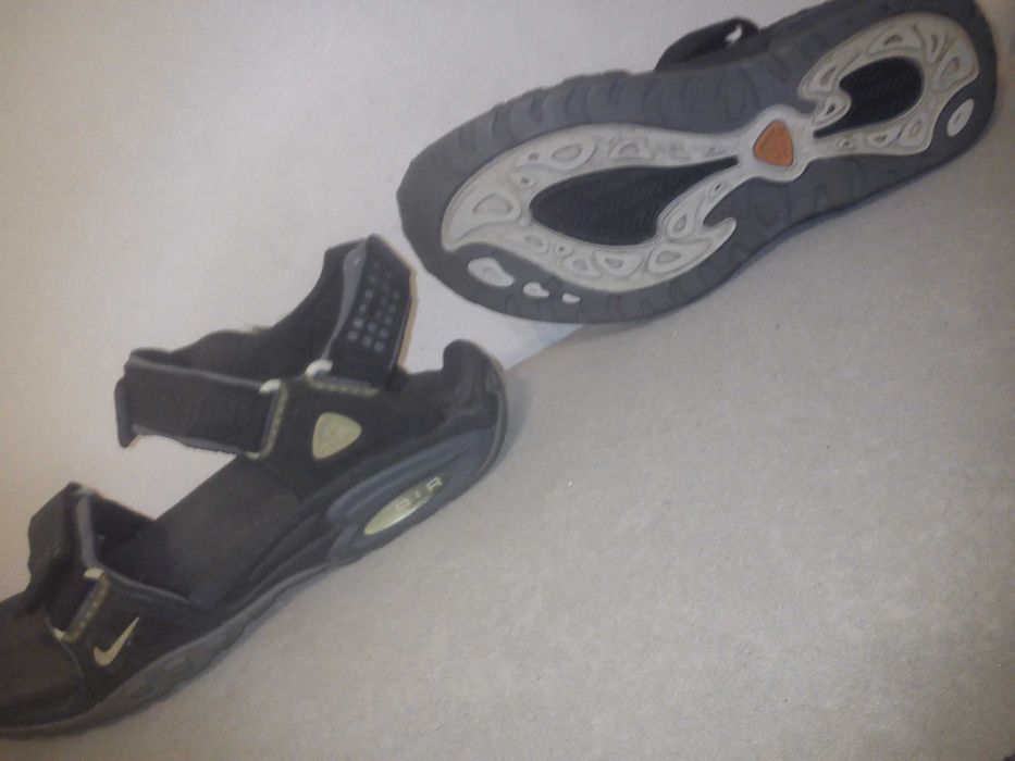 sandały nike 44/27 cm super stan czarne szare