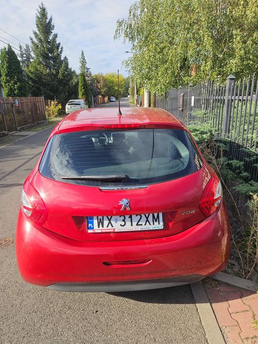 Peugeot 208