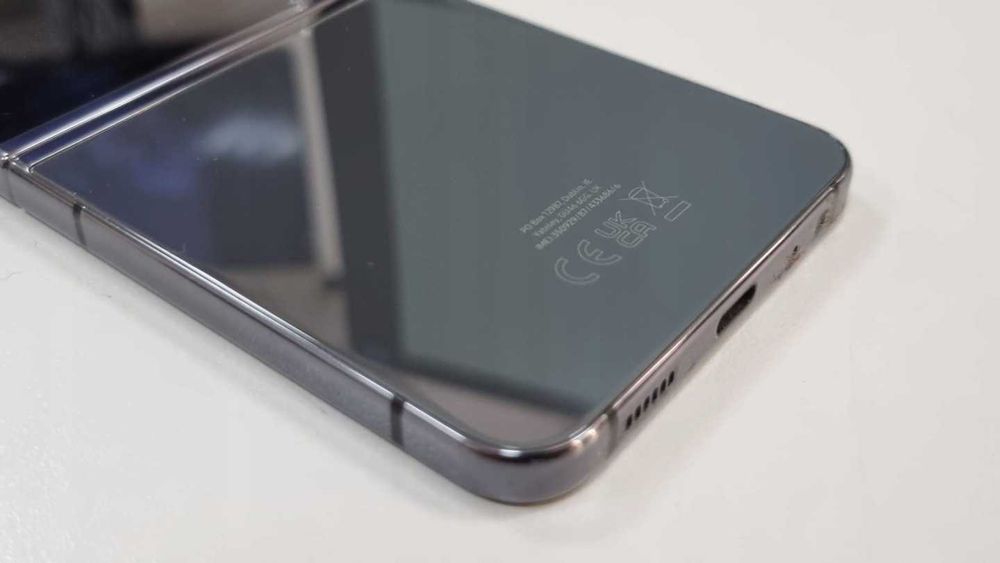 Sprzedam telefon samsung z flip5
