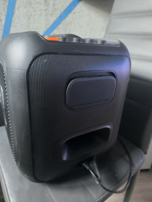 JBL PartyBox Encore Essential + mikrofon