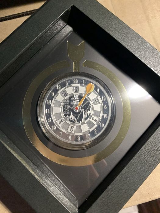 Серебряная монета Камеруна "В яблочко! 1000 франков" 2021 г.в., 31.1 г