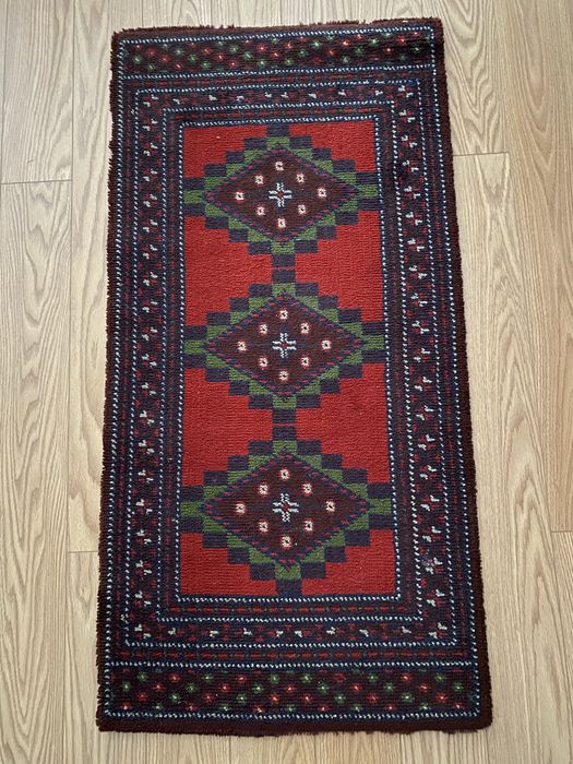 1,34 x 0,62 tapete oriental de cores vivas