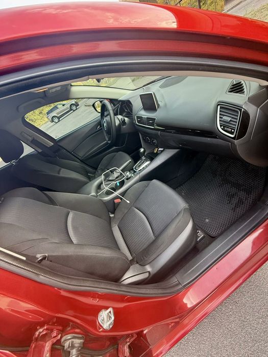 Mazda 3 sport продам