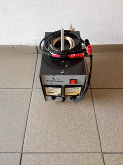 Prostownik + rozruch 0-12V 0-15A