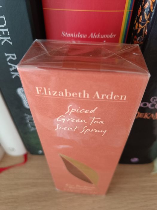 Spiced Green Team Elizabeth Arden unikat