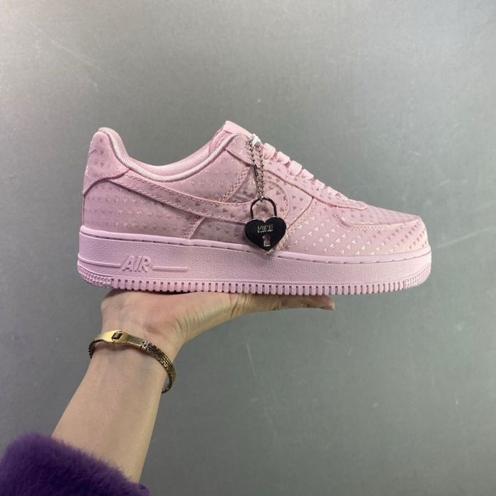Жіночі кросівки Найк Nike Air Force 1 Low Valentine’s Day Pink Foam
