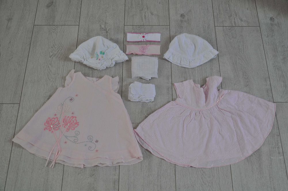 Zestaw sukienek kapelusiki rajstopy opaski nowe r. 56-62cm róż