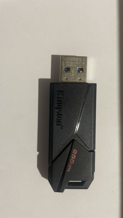 Флешка Kingston 256 gb