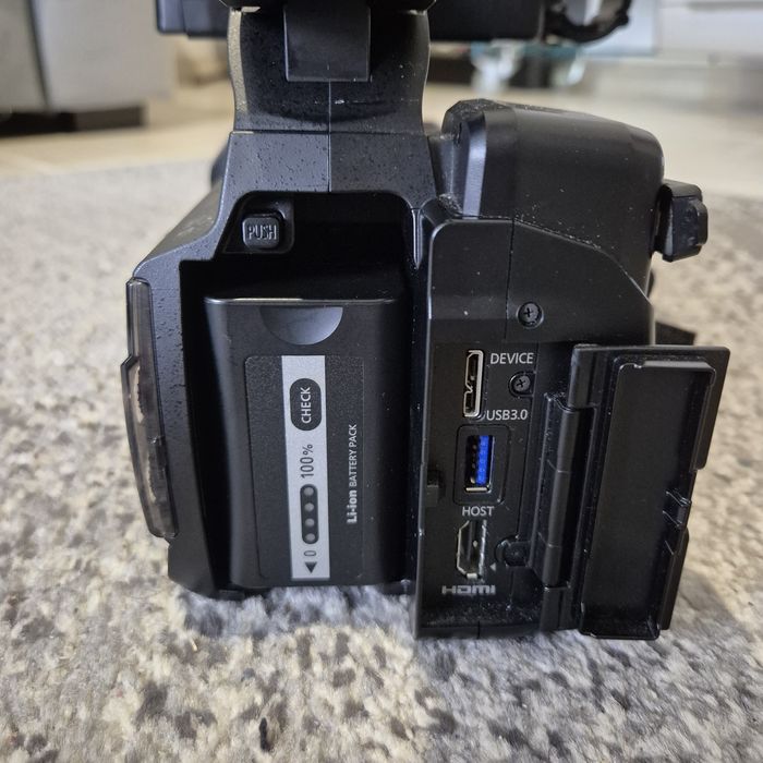 Panasonic HC-X1000 4K + Mochila