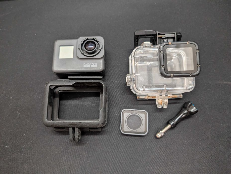 Kamerka sportowa GoPro Hero 5 Black + akcesoria