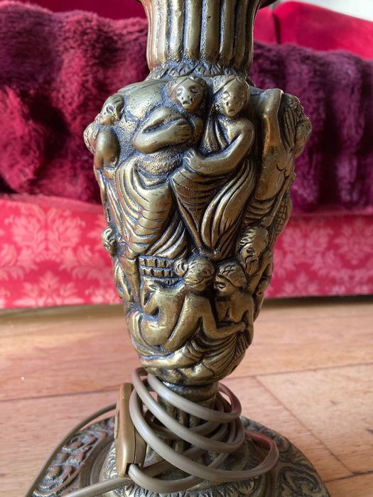 Candeeiro Antigo em Bronze  (Orgia Romana)