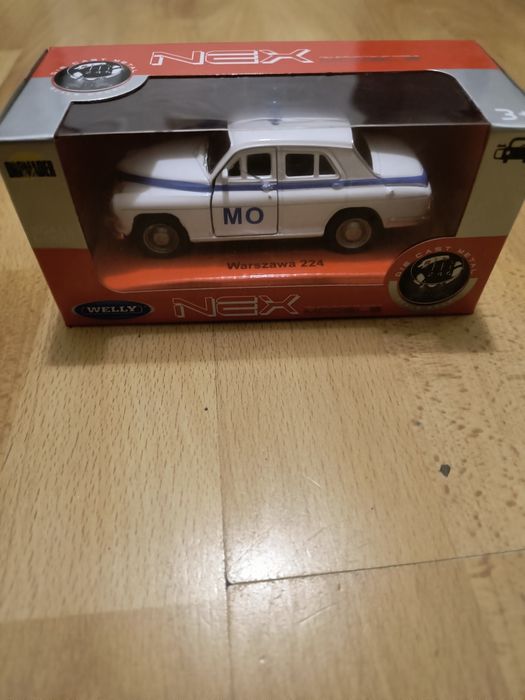Zestaw modeli  aut Welly Milicja Warszawa Fiat Nysa