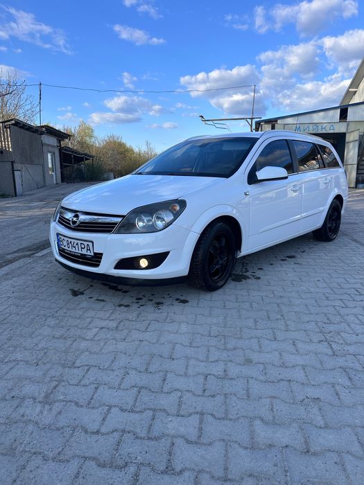 Opel Astra h. Cosmo