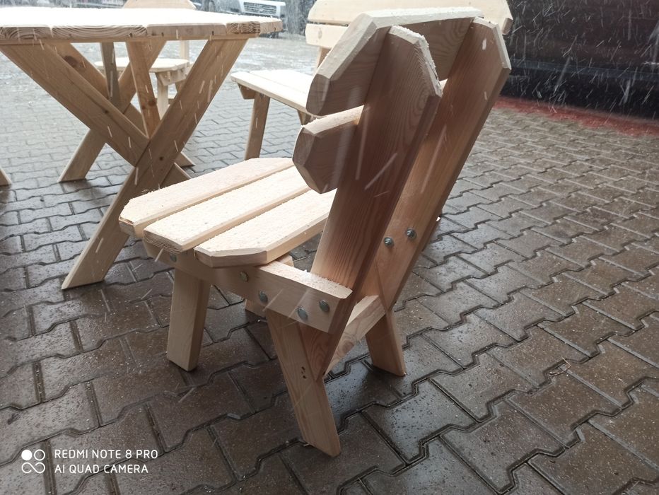 Meble ogrodowe zestaw z krzesłami drewniane