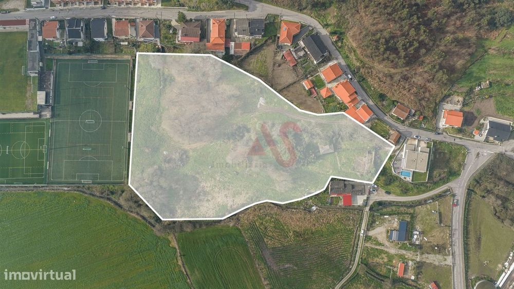 Quinta com 2 hectares em Sande S. Lourenço, Guimarães