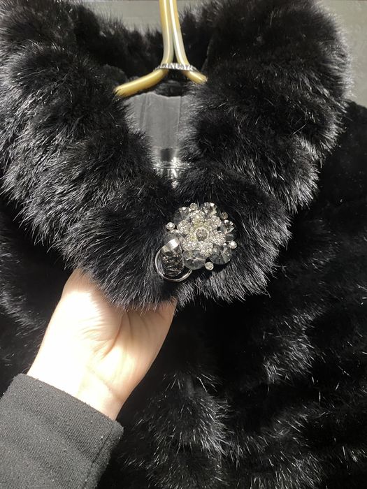 Продам Норкову Шубу