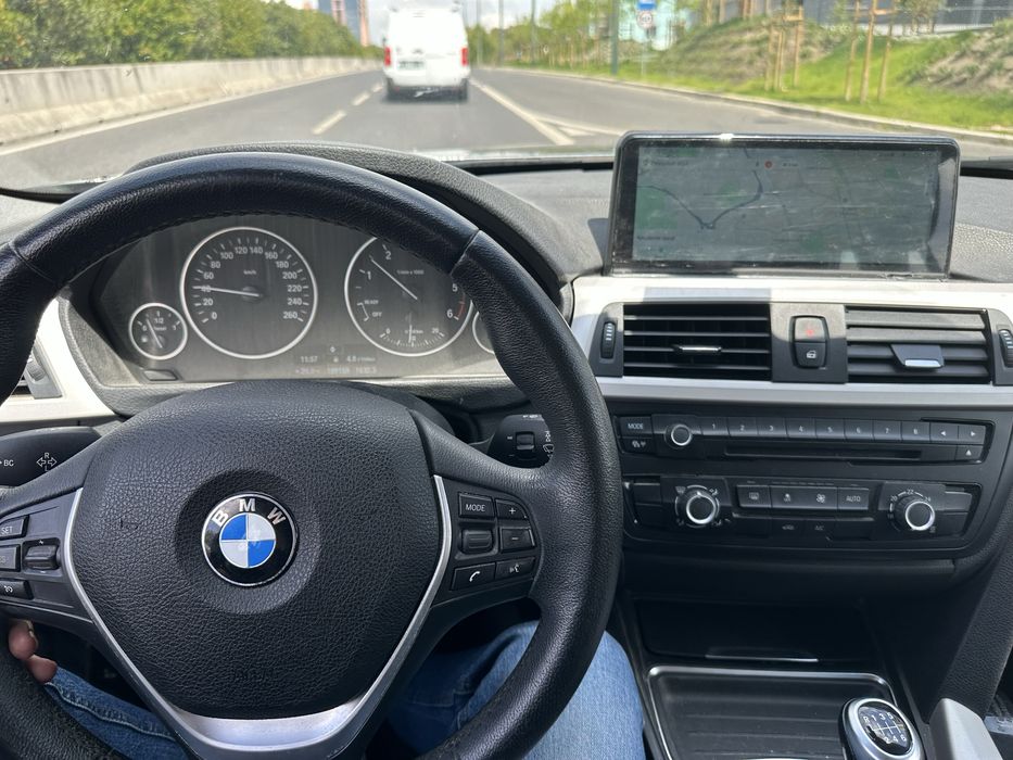 Bmw   serie3  318d  2013