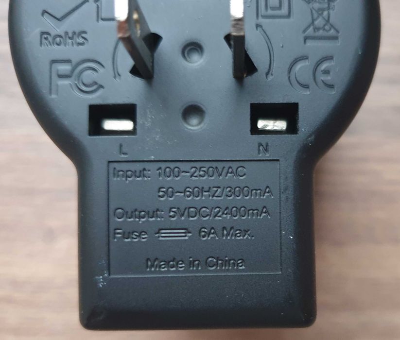 Зарядний пристрій / перехідник Baseus Rotation Travel Charger 2*USB