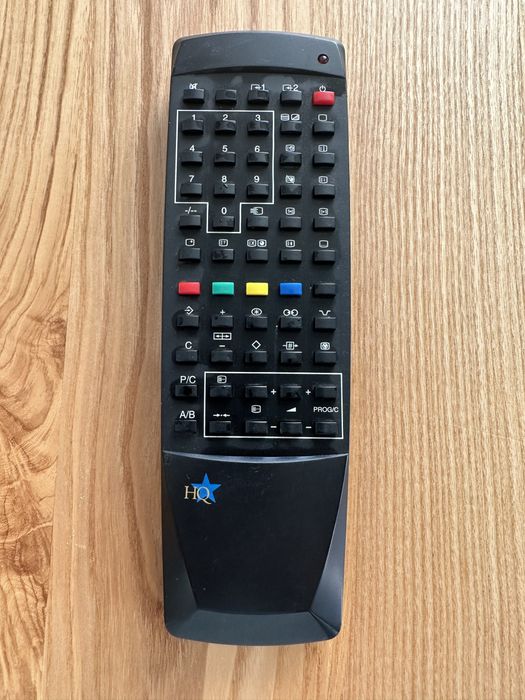 Uniwersalny pilot do Tv